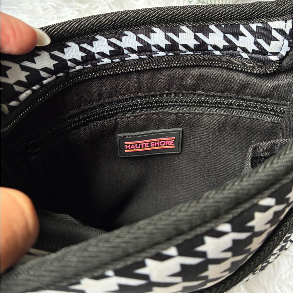 HAUTE SHORE JERI Houndstooth Print Crossbody 🖤 - Picture 7 of 13